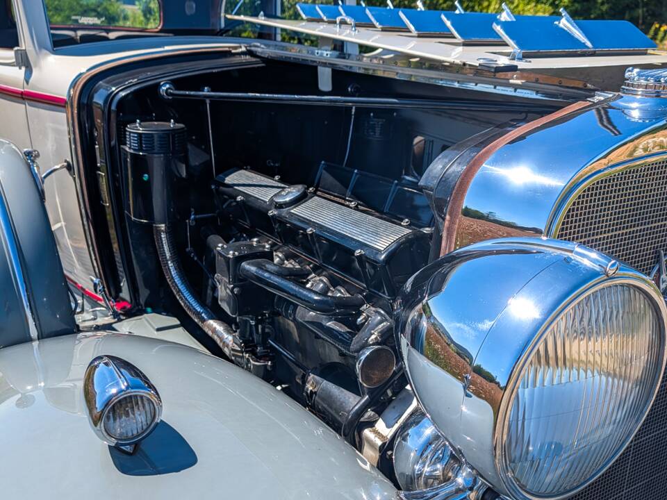 Imagen 17/51 de Cadillac 452 B Town Coupe (1931)