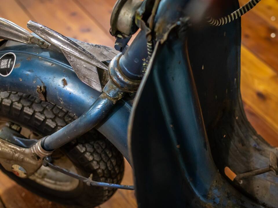 Bild 16/17 von Innocenti Lambretta F 125 (1900)