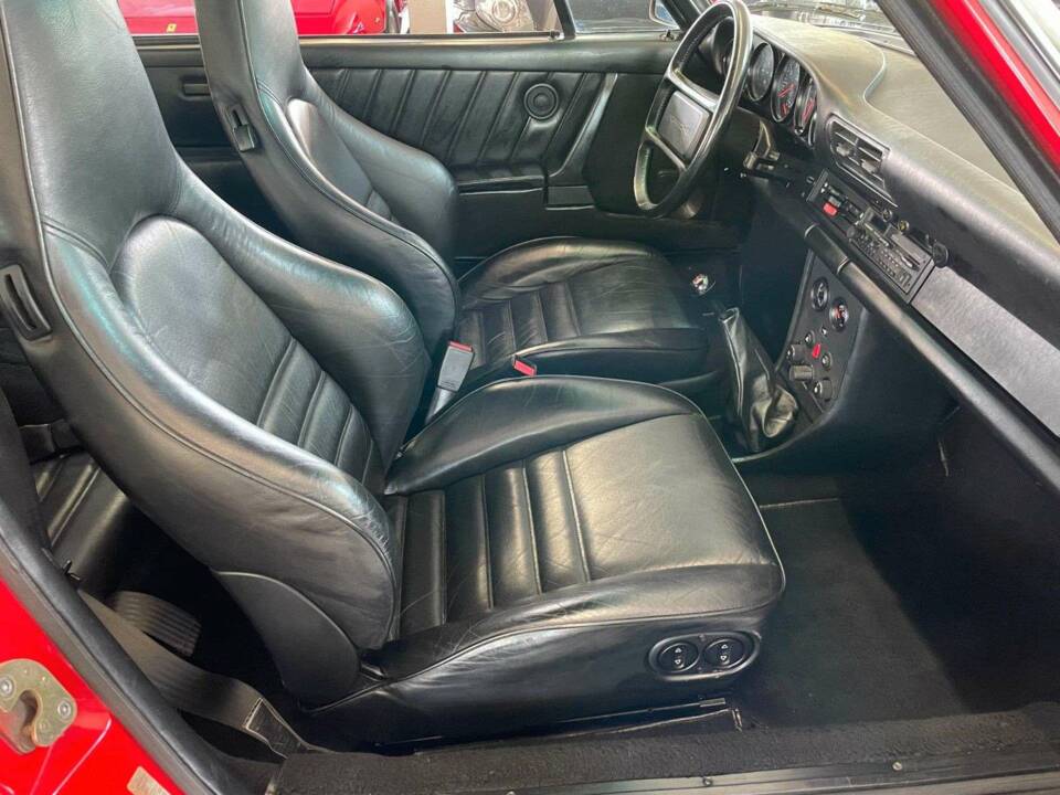 Image 14/20 of Porsche 911 Turbo 3.3 (1986)