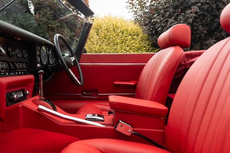 Immagine 15/49 di Jaguar E-Type V12 (1973)