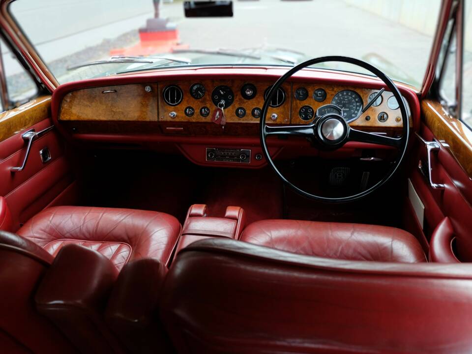 Image 41/48 of Bentley T 1 (1967)