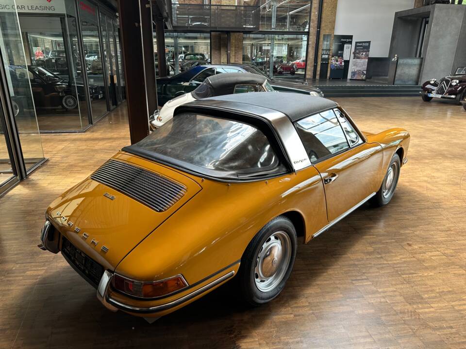 Image 3/25 of Porsche 912 (1967)