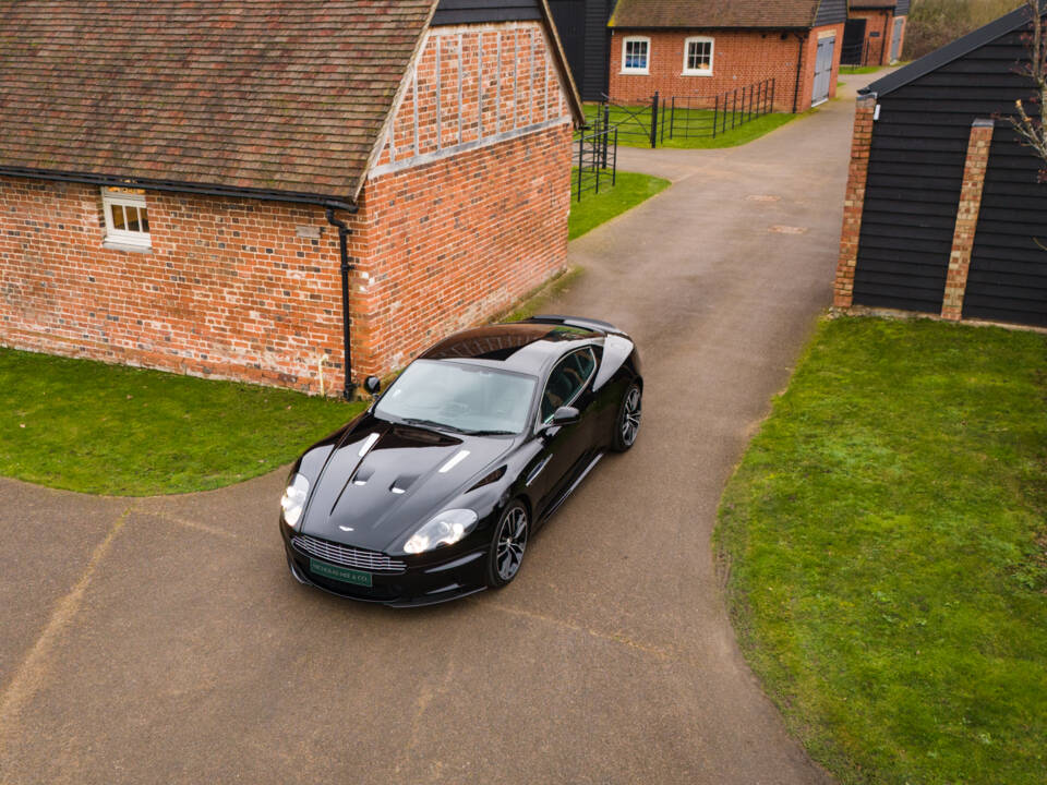 Immagine 62/98 di Aston Martin DBS (2010)