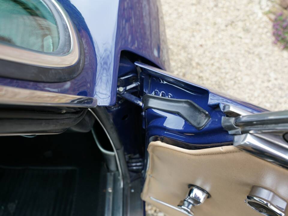 Bild 43/50 von Alfa Romeo 2000 GTV (1974)