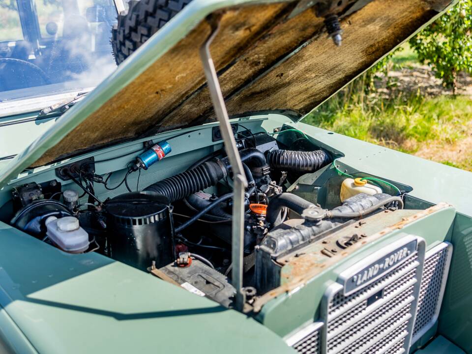 Image 48/50 of Land Rover 88 (1978)