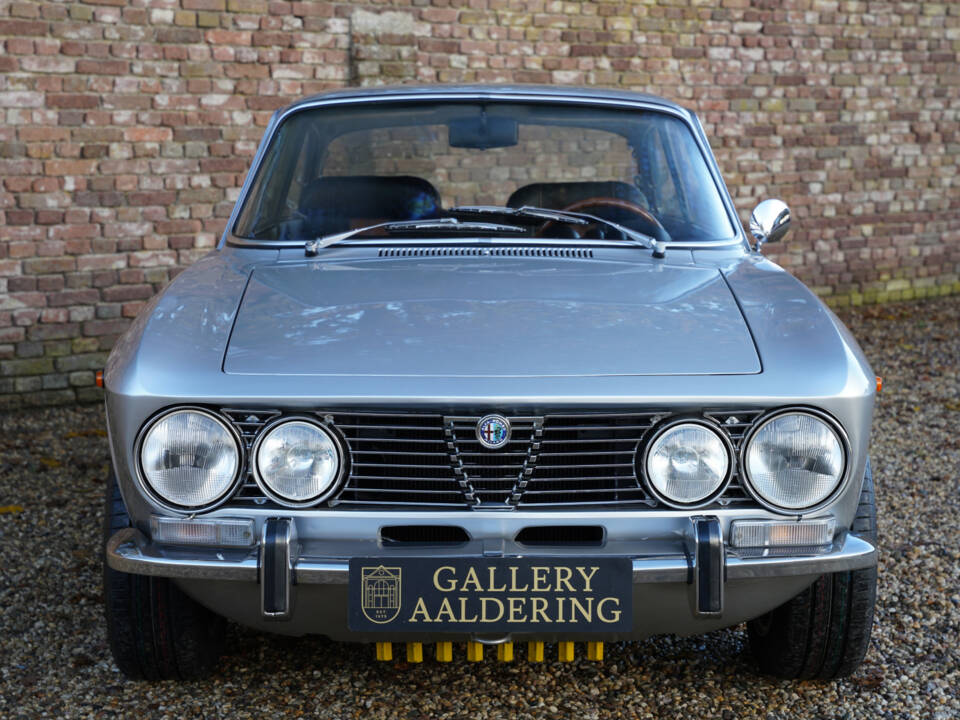 Bild 5/50 von Alfa Romeo 2000 GTV (1972)