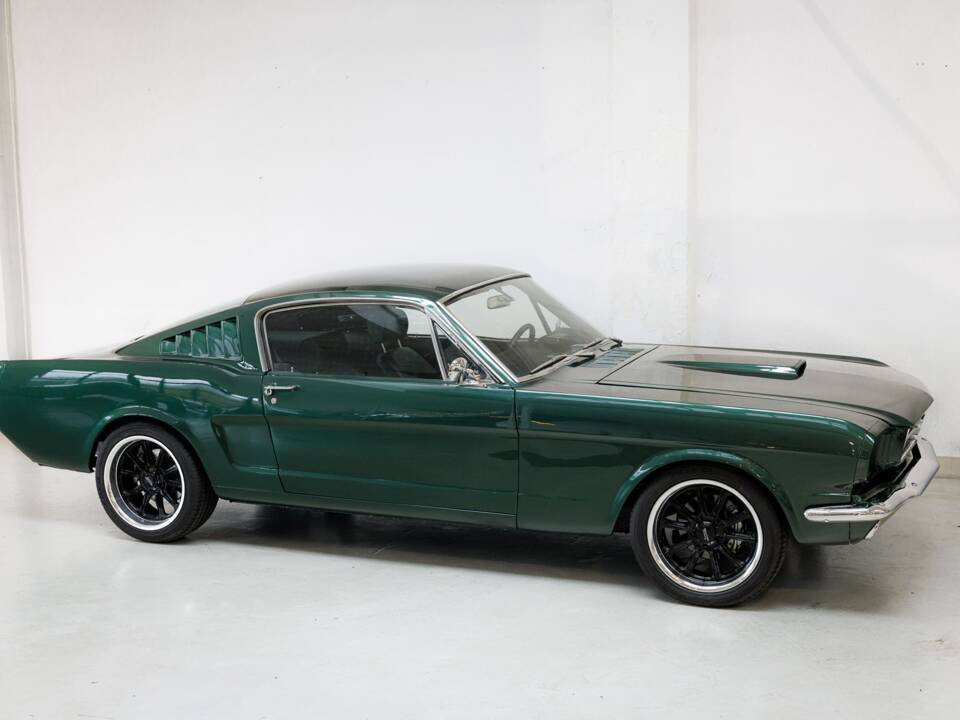 Image 31/32 of Ford Mustang 289 (1965)