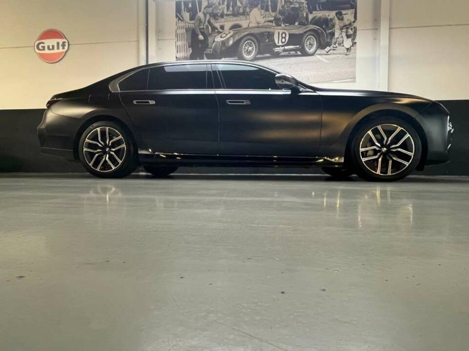 Image 31/50 de BMW i7 eDrive50 (2023)
