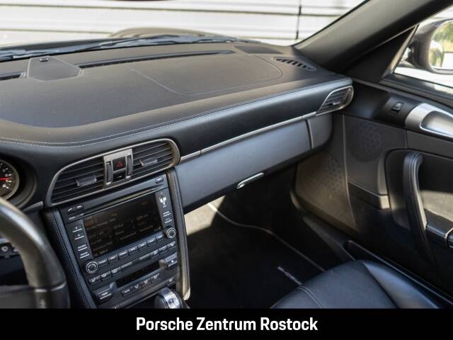 Immagine 11/26 di Porsche 911 Carrera (2011)