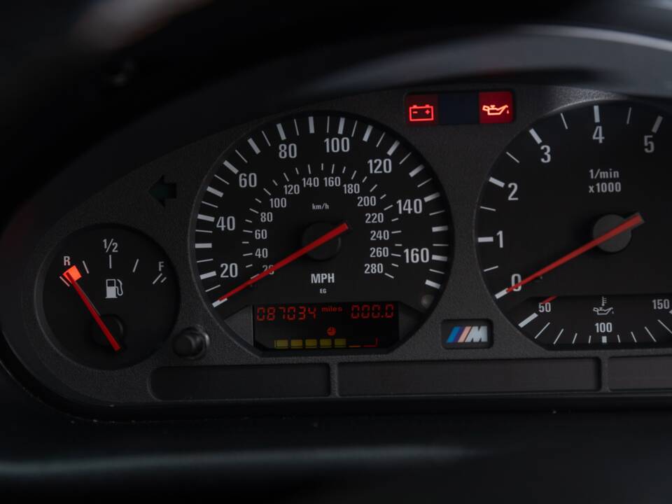 Image 22/43 of BMW M3 (1998)