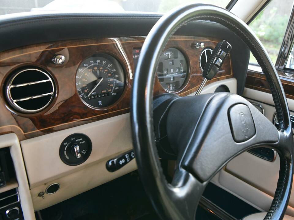 Bild 48/50 von Rolls-Royce Silver Spur II (1993)