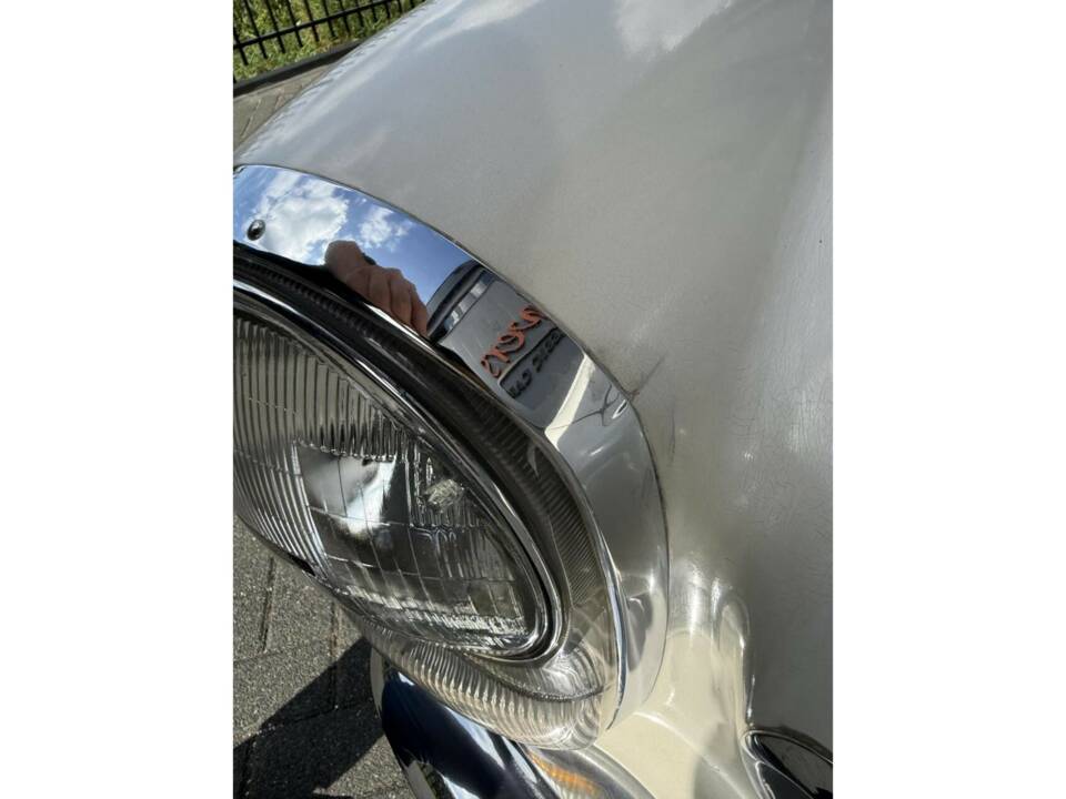 Immagine 23/50 di Mercedes-Benz 280 SL (1968)