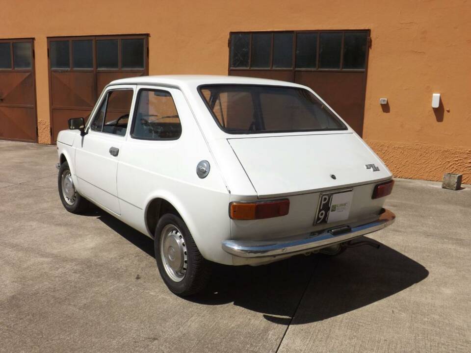 Image 9/50 de FIAT 127 (1972)