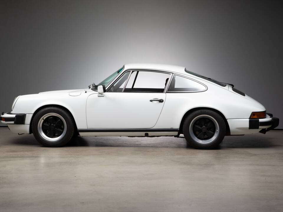 Imagen 8/50 de Porsche 911 Carrera 3.0 (1977)