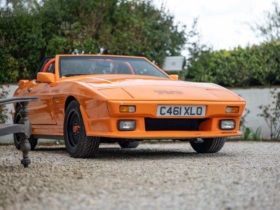 Image 9/50 of TVR Tasmin Series 1 (1985)
