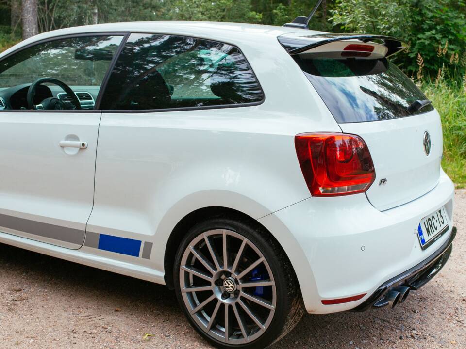 Bild 12/24 von Volkswagen Polo R WRC Street (2013)