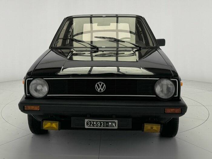 Immagine 4/7 di Volkswagen Golf I GL (1981)