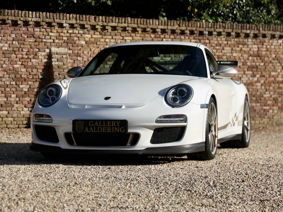 Image 49/50 de Porsche 911 GT3 RS (2010)