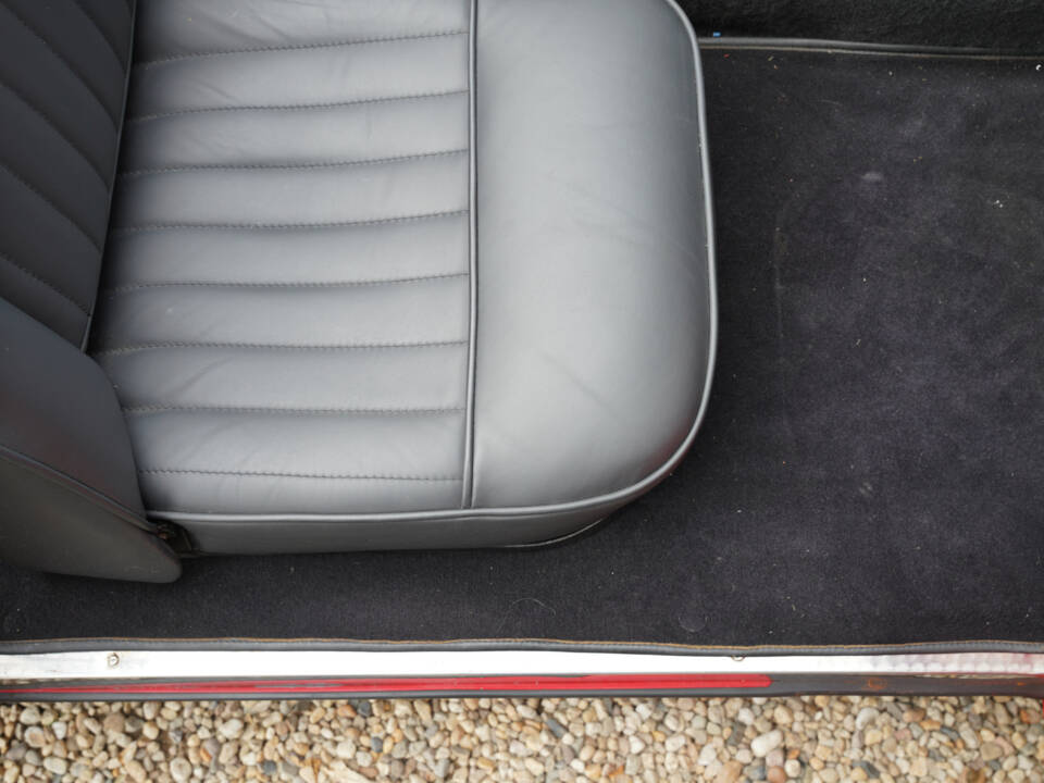 Image 31/50 of Jaguar XK 150 DHC (1960)
