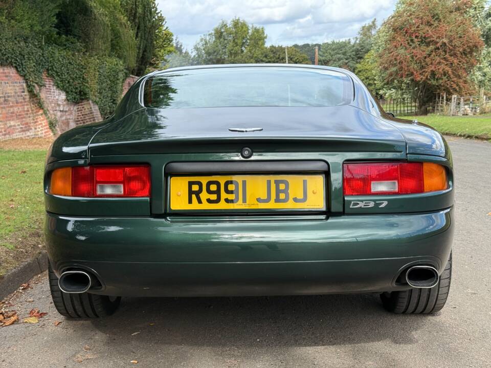Afbeelding 4/21 van Aston Martin DB 7 (1998)
