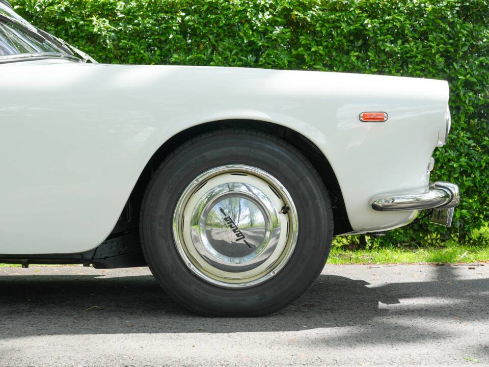 Image 23/41 of Lancia Flaminia GT 3C 2.5 Convertible (1963)