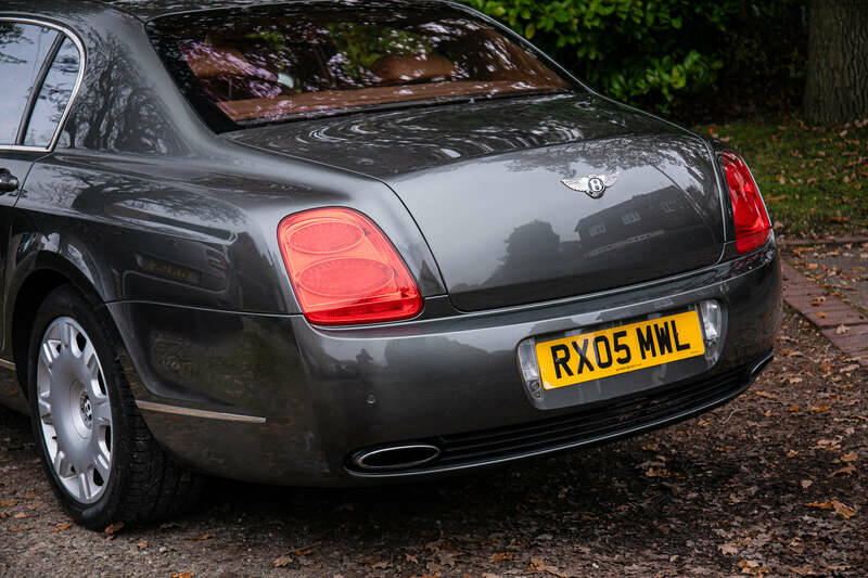 Afbeelding 9/35 van Bentley Continental Flying Spur (2005)