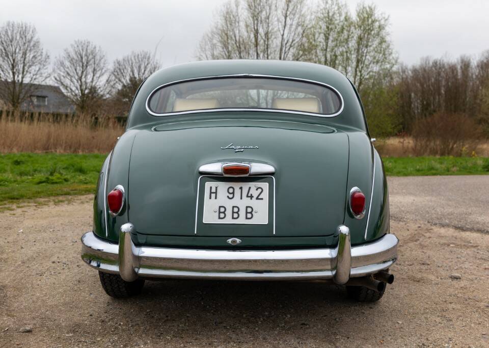 Image 33/50 de Jaguar Mk VIII (1956)