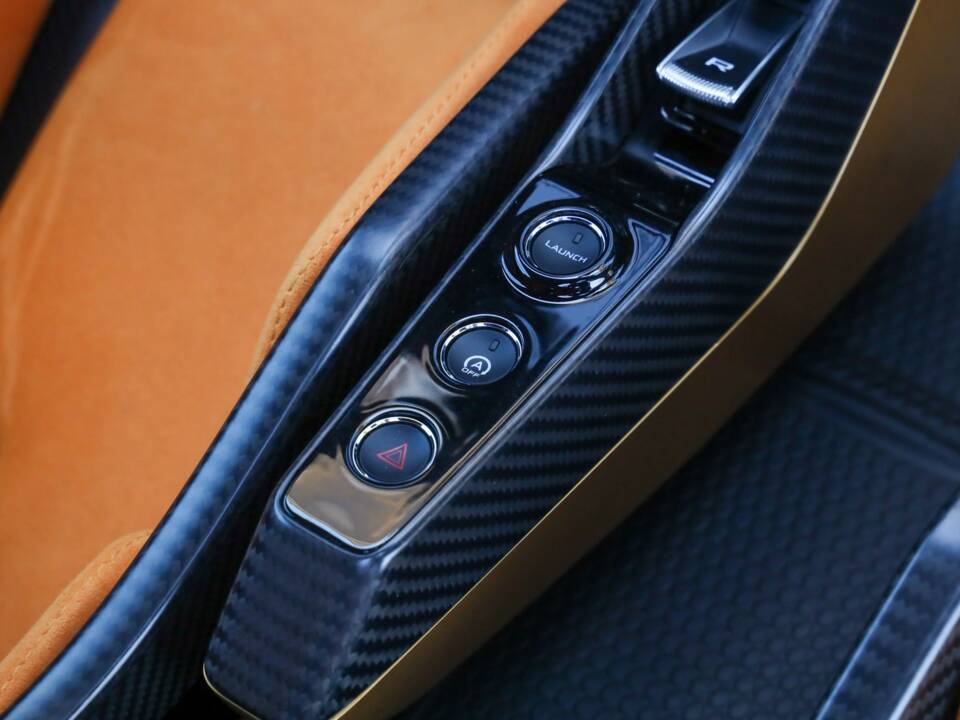 Immagine 37/50 di McLaren Senna LM (2020)