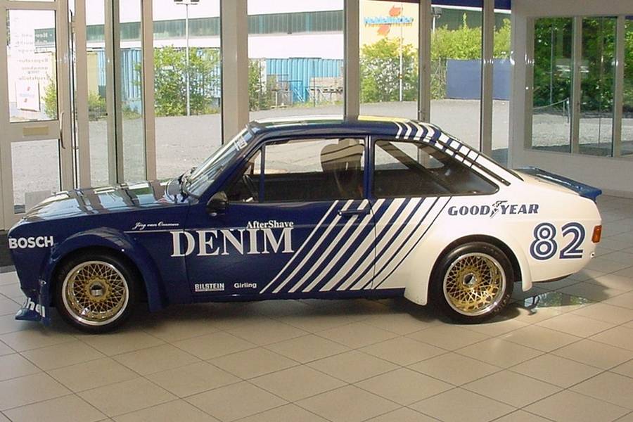 Image 9/41 of Ford Escort Group 4 Rally (1981)