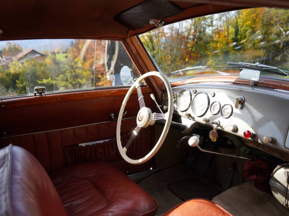 Image 2/27 of Borgward Isabella Hansa 1500 (1954)