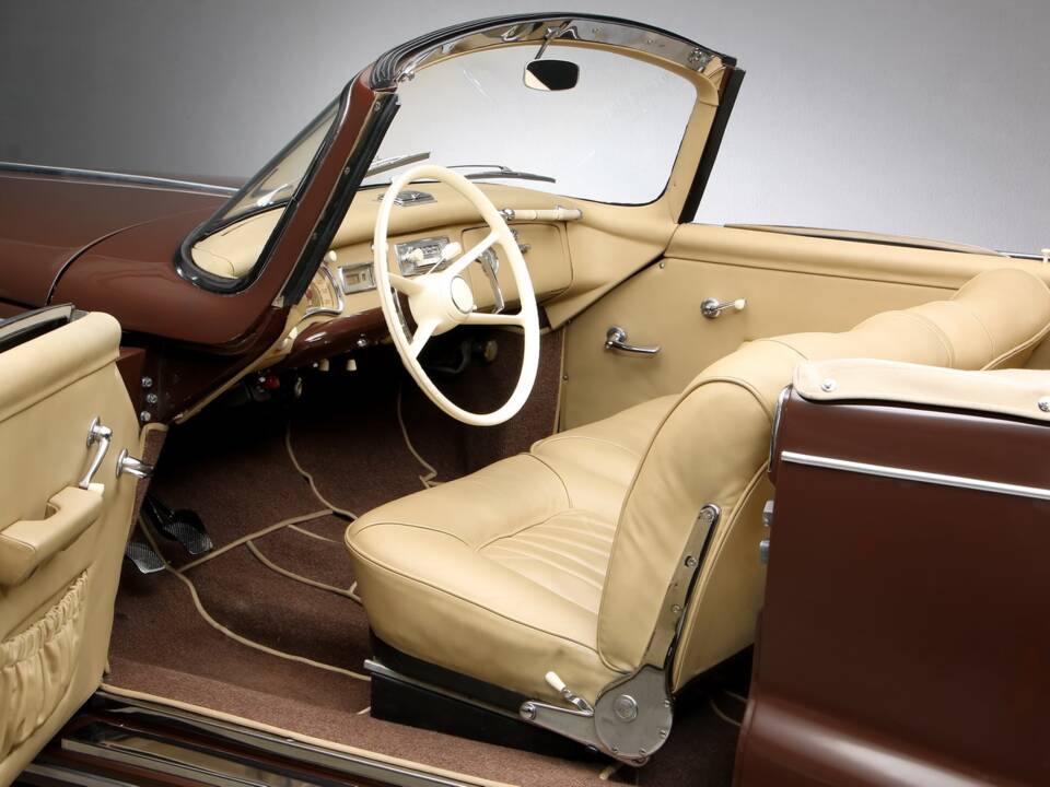 Image 16/26 of BMW 502 Autenrieth (1955)
