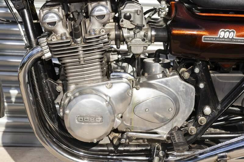 Image 26/40 of Kawasaki KZ 900 (1976)