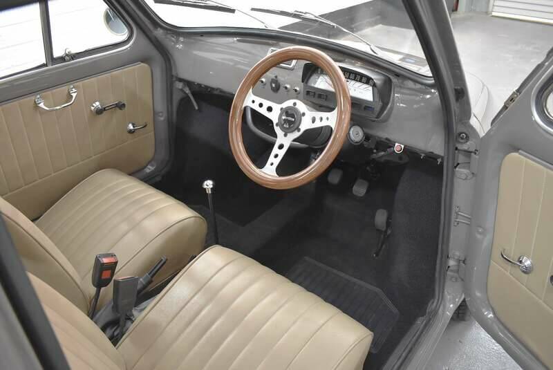 Image 15/33 of FIAT 500 L (1972)