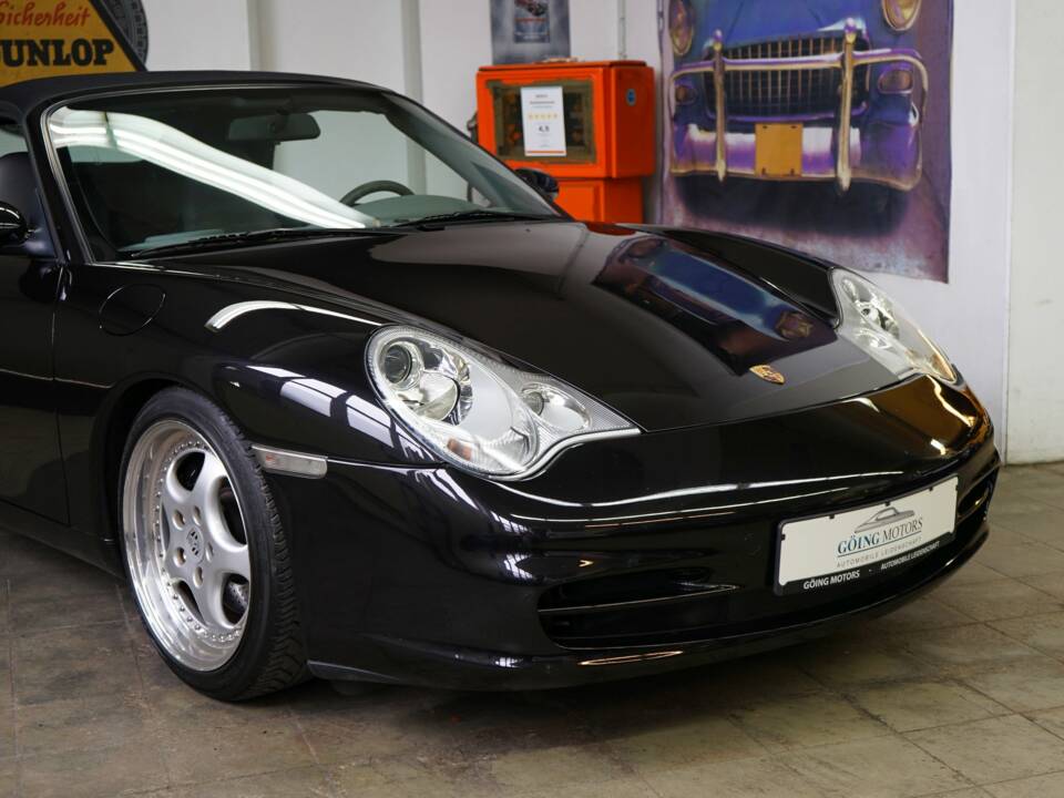 Bild 2/30 von Porsche 911 Carrera (2002)