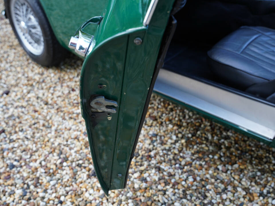 Image 25/50 of Austin-Healey 3000 Mk III (BJ8) (1967)