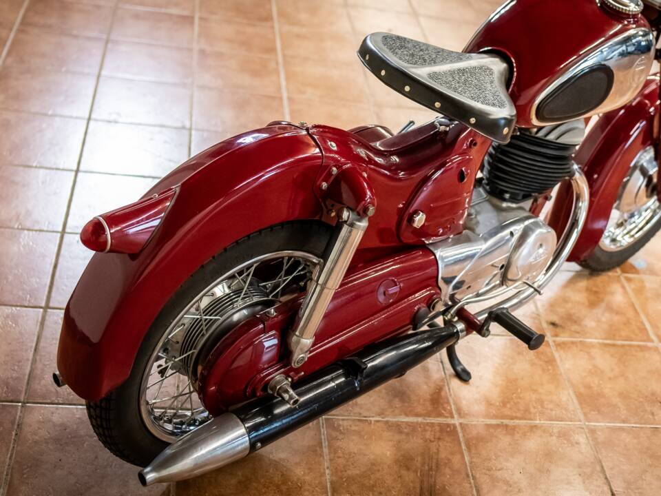 Image 9/10 de Puch 250 SGS (1900)