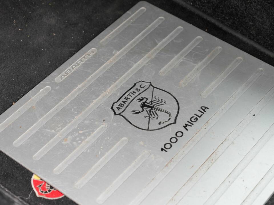 Image 24/44 of Abarth 595 "1000 Miglia" (2018)