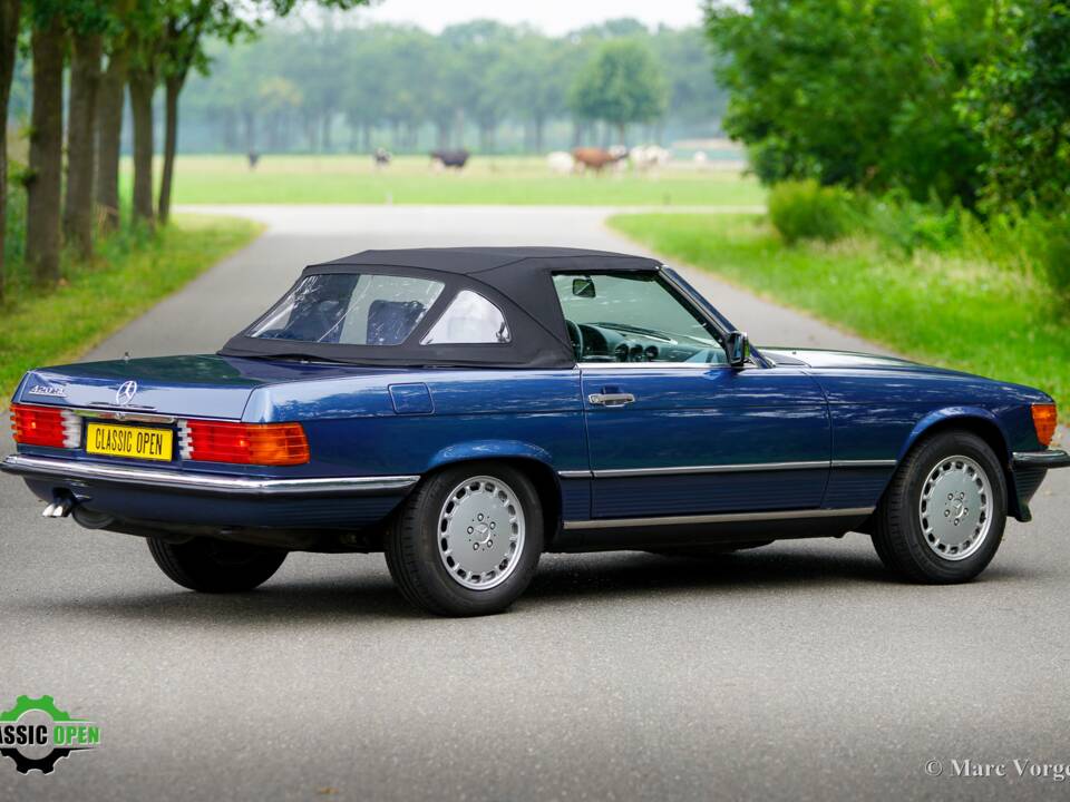 Immagine 37/60 di Mercedes-Benz 420 SL (1987)