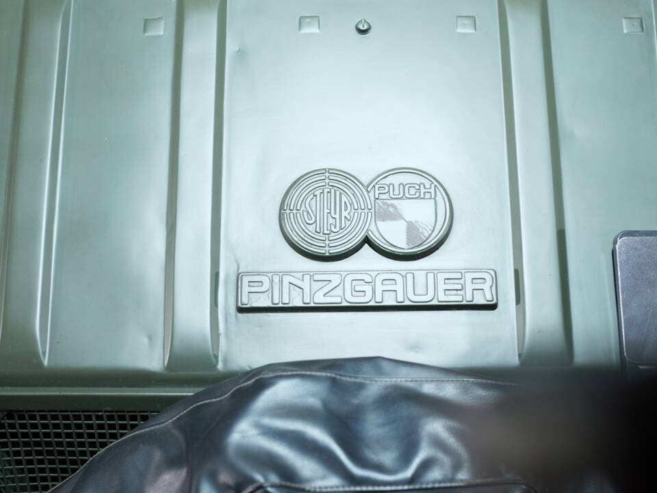 Image 25/68 of Steyr-Puch Pinzgauer 710 K (1973)