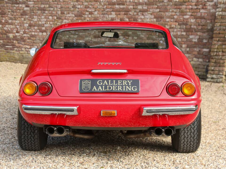 Afbeelding 6/50 van Ferrari 365 GTB/4 Daytona (1973)