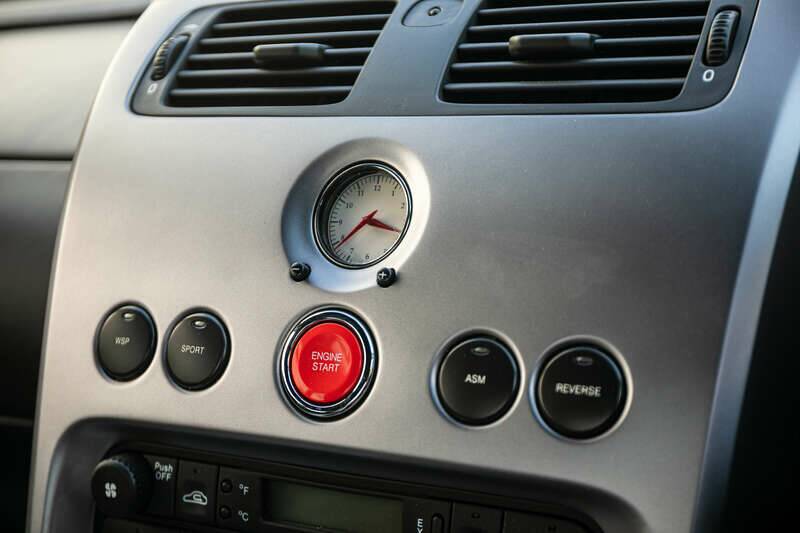 Image 13/39 of Aston Martin V12 Vanquish (2003)
