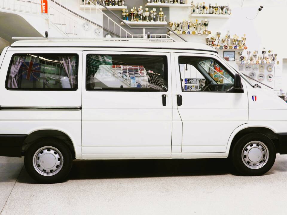 Bild 4/55 von Volkswagen T4 California Coach 1.9 TD (1994)