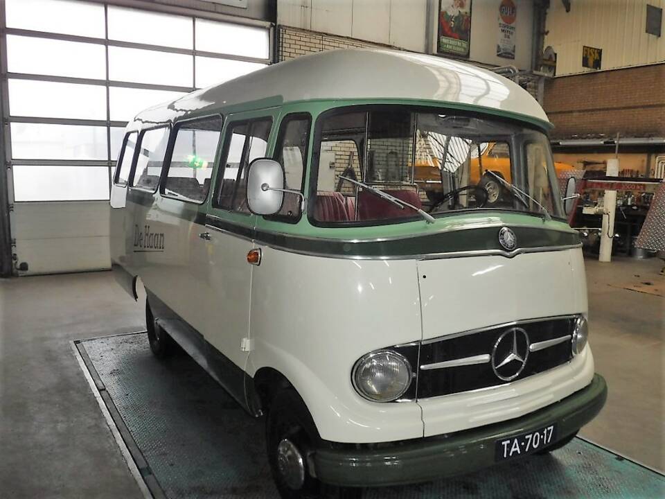 Bild 29/33 von Mercedes-Benz O 319 D (1961)