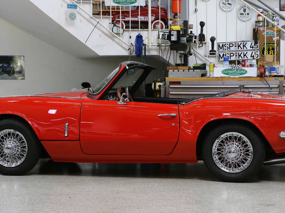 Image 37/42 of Triumph Spitfire Mk III (1967)