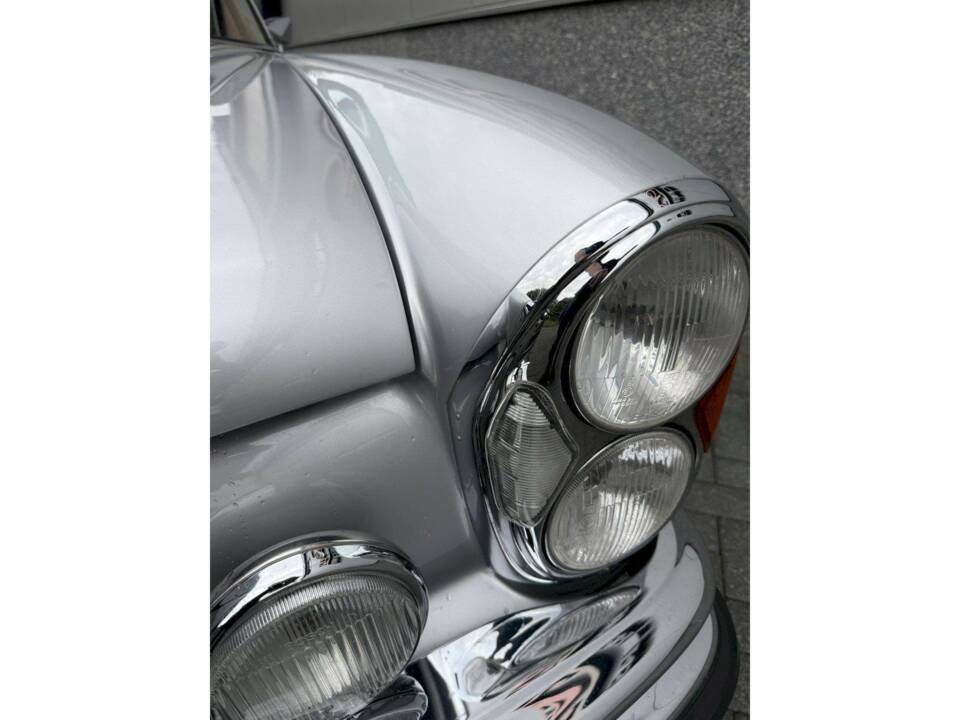 Bild 4/35 von Mercedes-Benz 280 SE (1970)