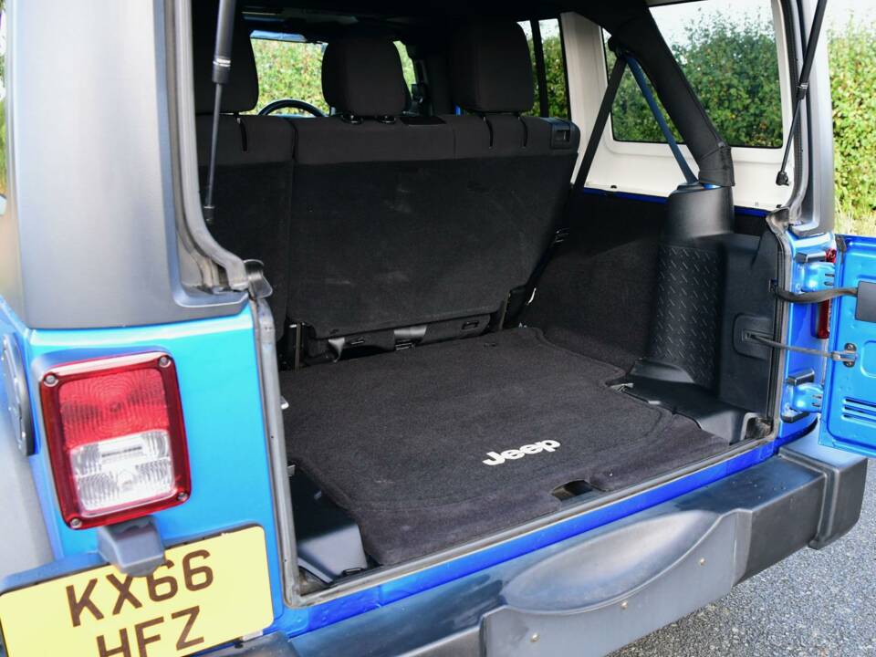 Bild 25/50 von Jeep Wrangler 3.8 &quot;75th Aniversary&quot; (2016)