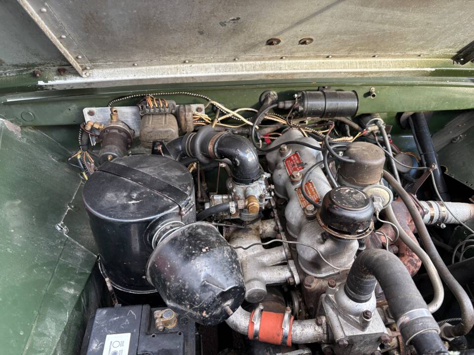Bild 25/30 von Land Rover 80 (1952)