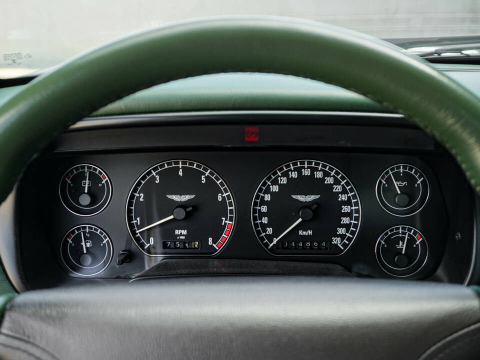 Image 10/40 of Aston Martin DB 7 Vantage (2000)