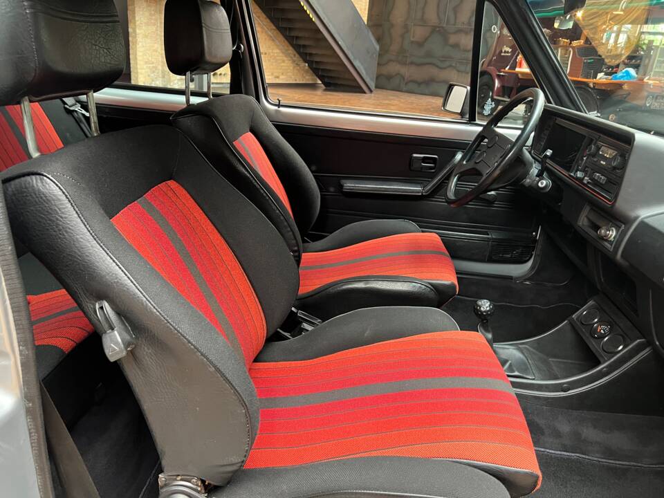 Image 22/33 de Volkswagen Golf I GTI 1.6 (1980)