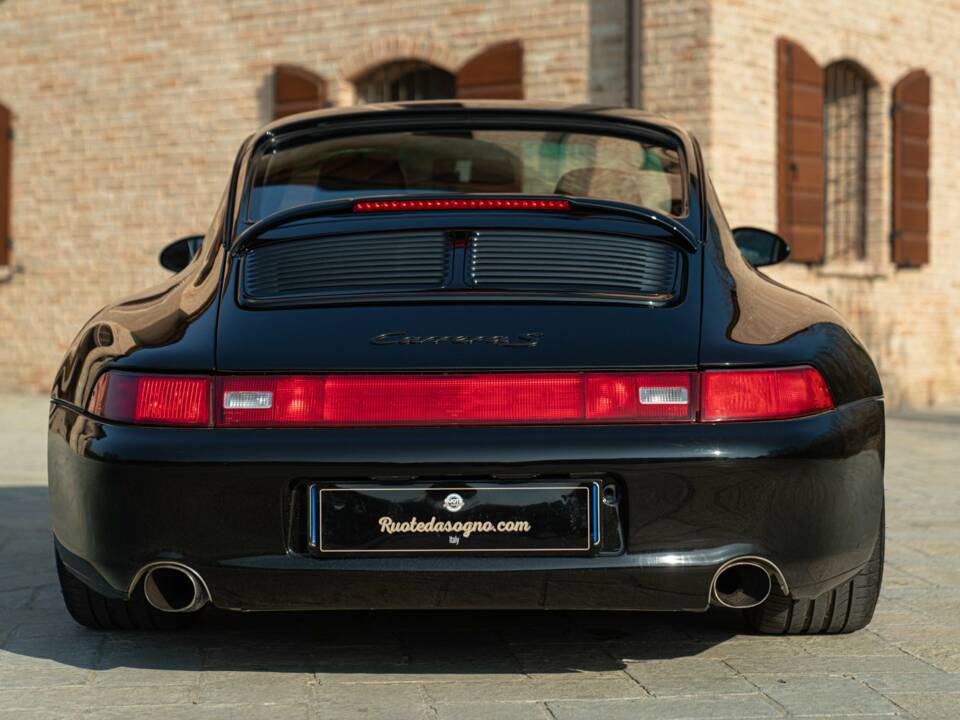 Image 9/50 of Porsche 911 Carrera (1996)